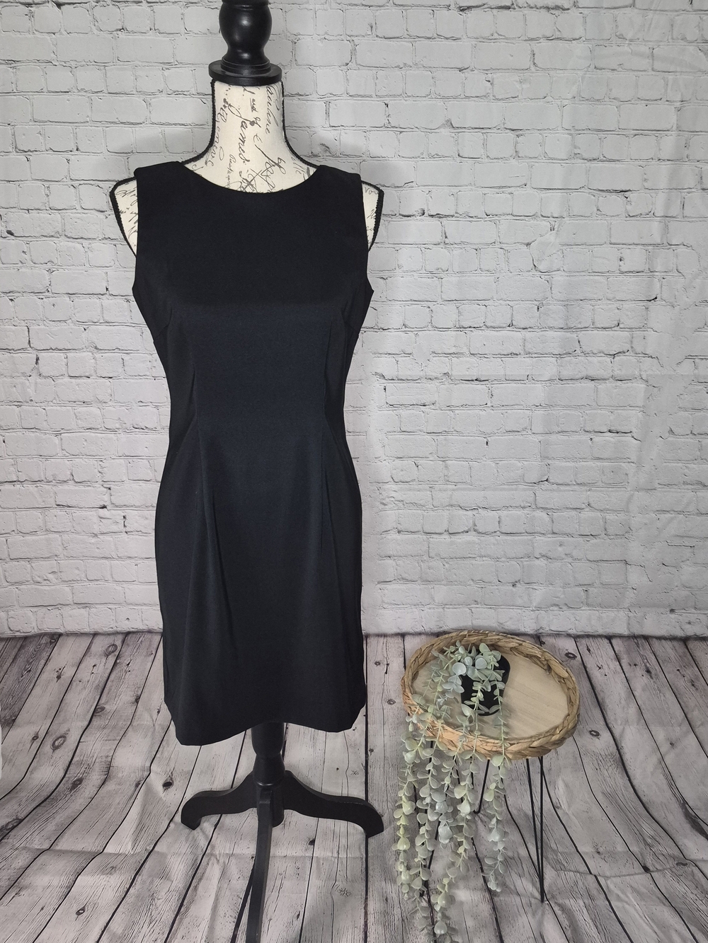 Sleek Black Sleeveless Mini Dress